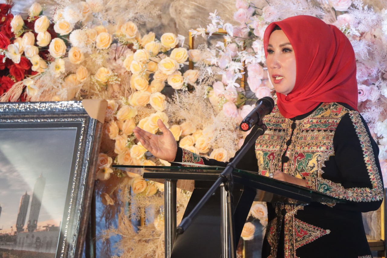 Ketua PD Bhayangkari Aceh Launching Buku Permata Tersembunyi di Ujung Sumatera