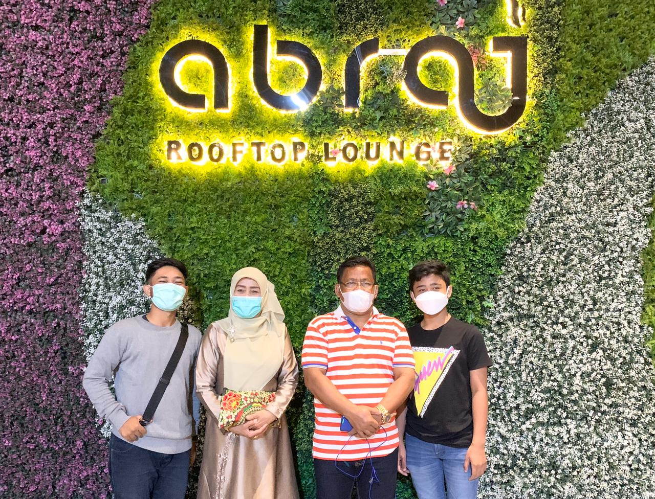 Weekend Bareng Keluarga, Aminullah: Abraj Rooftop Lounge Instagramable