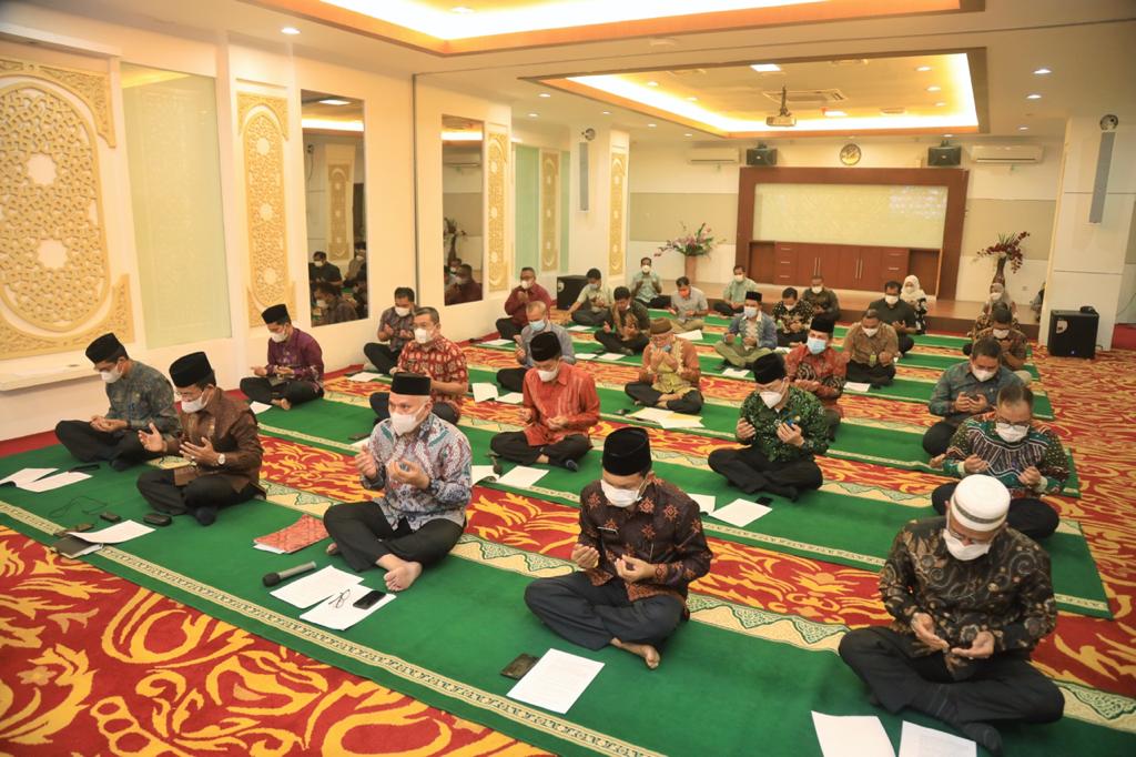 Pemerintah Aceh Lawan Corona dengan Kumandang Dzikir dan Do’a