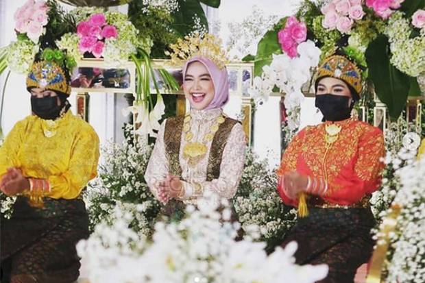 Ria Ricis Salah Gerakan saat Menari Ratoeh Jaroe: Nggak Kelihatan ya?