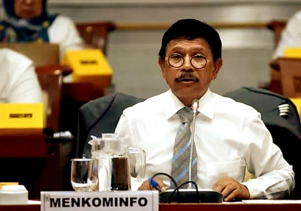 Menkominfo Johnny G Plate Beber akan Ada Bahaya, Warga Diimbau Waspada
