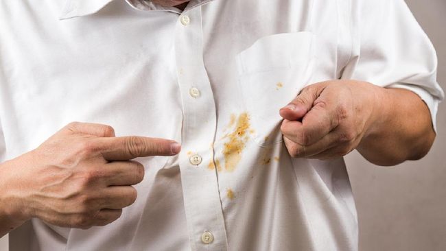 Cara Menghilangkan Noda Kuning di Baju Putih